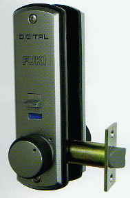 デジタルロック自動施錠の玄関内側